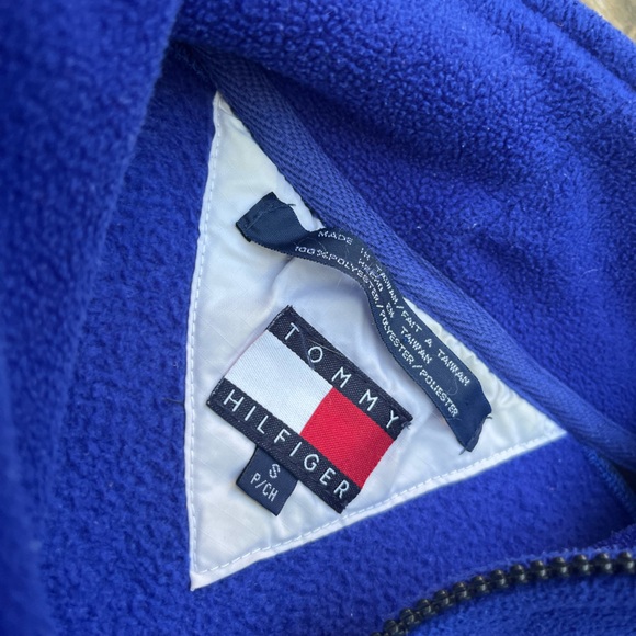 Vintage 90s Tommy Hilfiger Athletic sweater - Picture 3 of 3